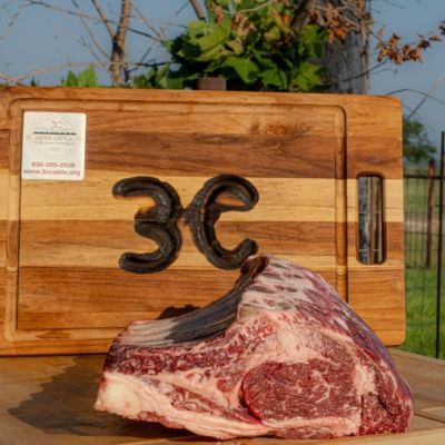 
Whole bone-in American Wagyu ribeye roll – grass-fed, grain-finished, raised in Texas and hand-trimmed for steak slicing or roasting


